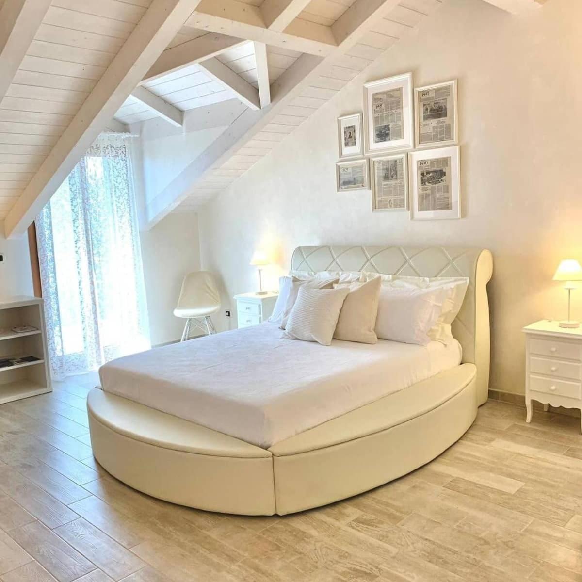Bed and Breakfast La Vista Del Poggio Castellaro  Habitación foto